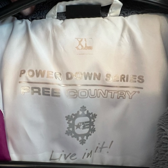 White goose down winter coat - Picture 2 of 4